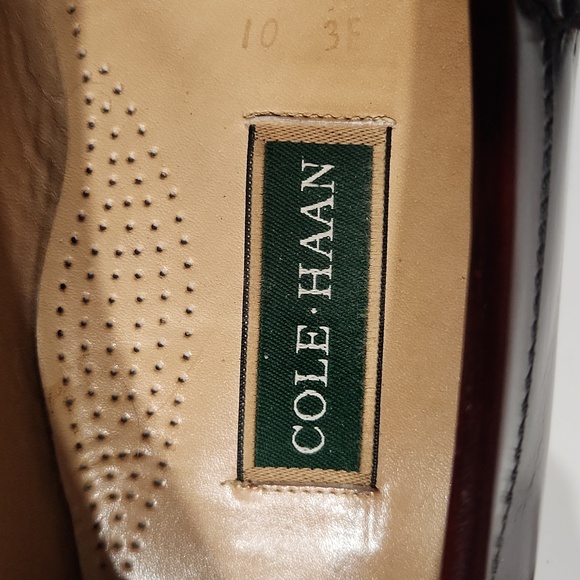 Cole Haan Burgandy Pinch Tassel Moc-Toe Loafers Size 10 - Picture 9 of 15